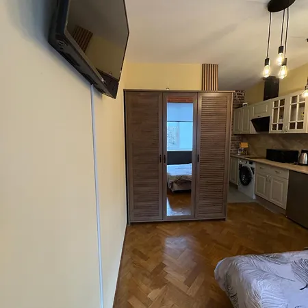 Apartamento лофт на київській